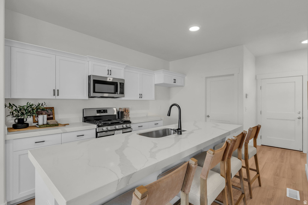 1325 E GOLDIE LOU LANE UNIT #32 Eagle Mountain, UT 84005