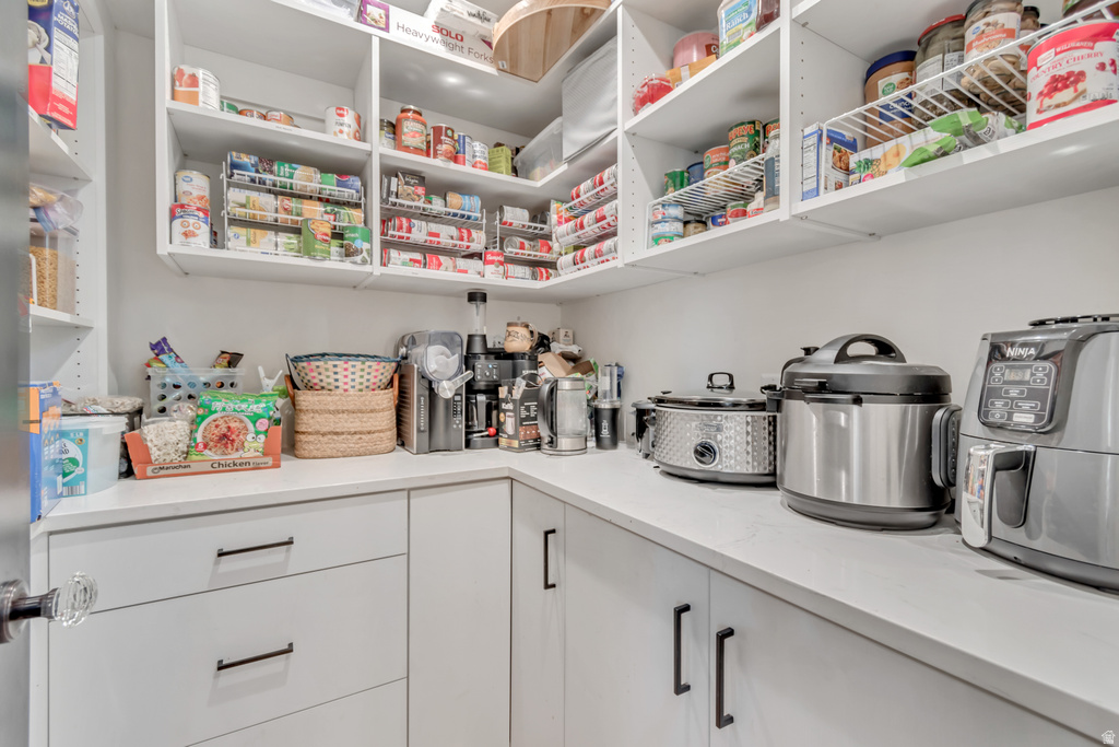 1800 S YUMA ST Salt Lake City, UT 84108