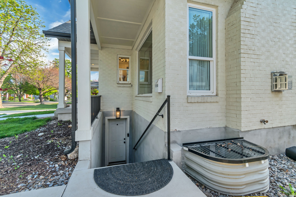 1800 S YUMA ST Salt Lake City, UT 84108