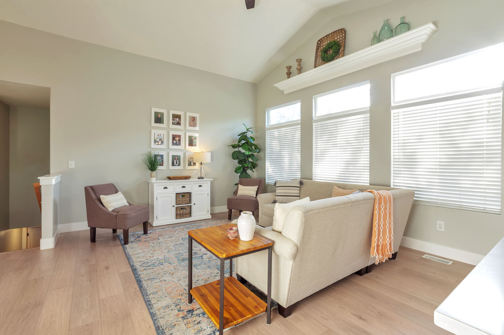 12346 S BLACK CANYON RD Riverton, UT 84096