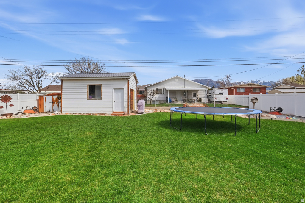 868 N 100 W Tremonton, UT 84337