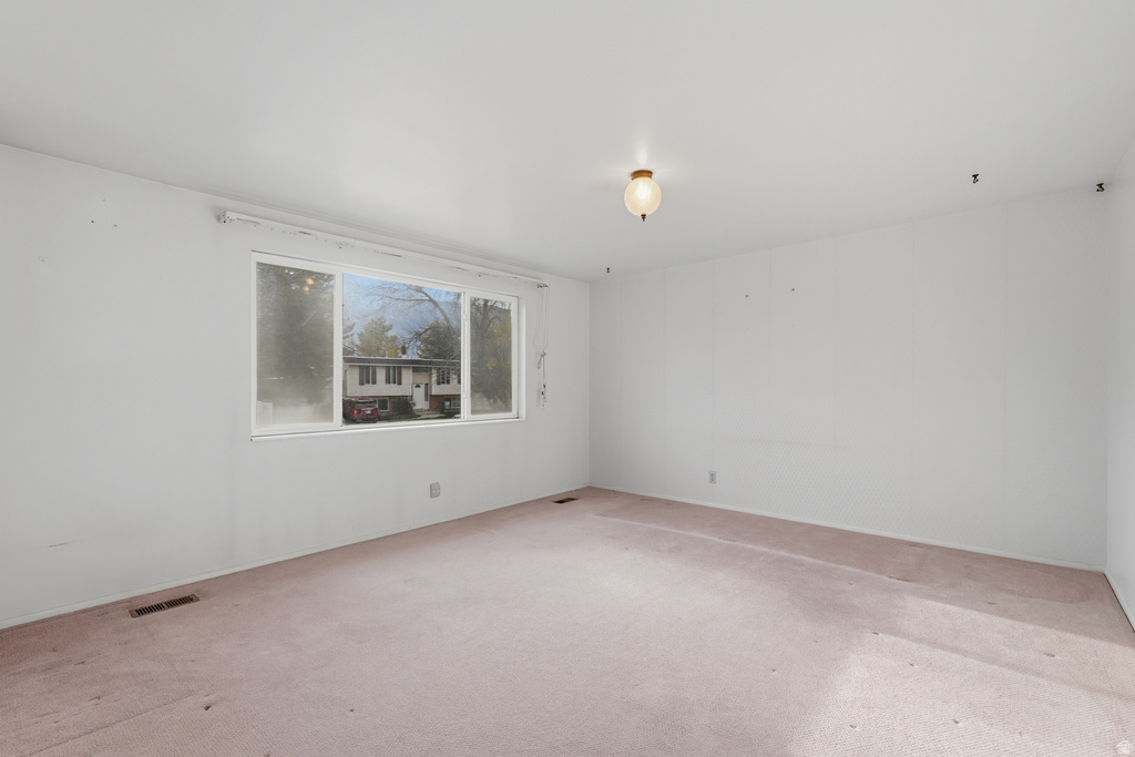 9882 S 610 E Sandy, UT 84070