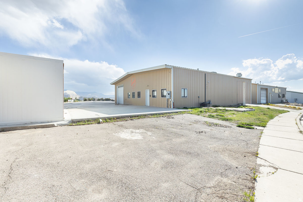 601 W 2675 N photo 2