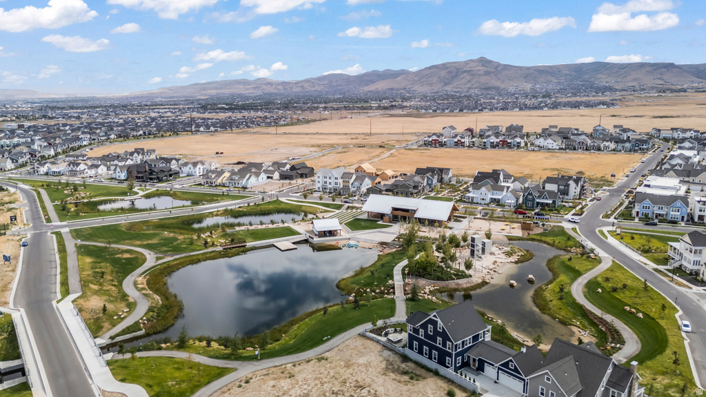 6386 W ARRANMORE DR South Jordan, UT 84009