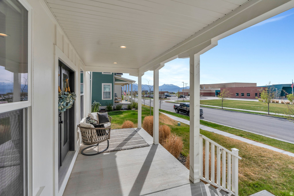 6386 W ARRANMORE DR South Jordan, UT 84009