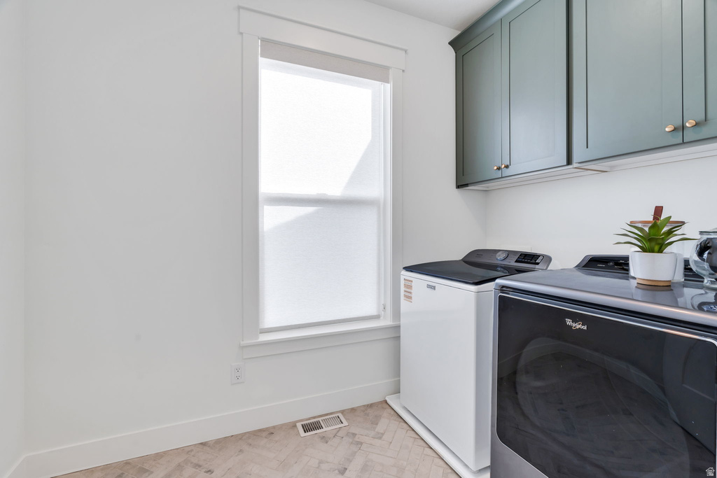 6386 W ARRANMORE DR South Jordan, UT 84009