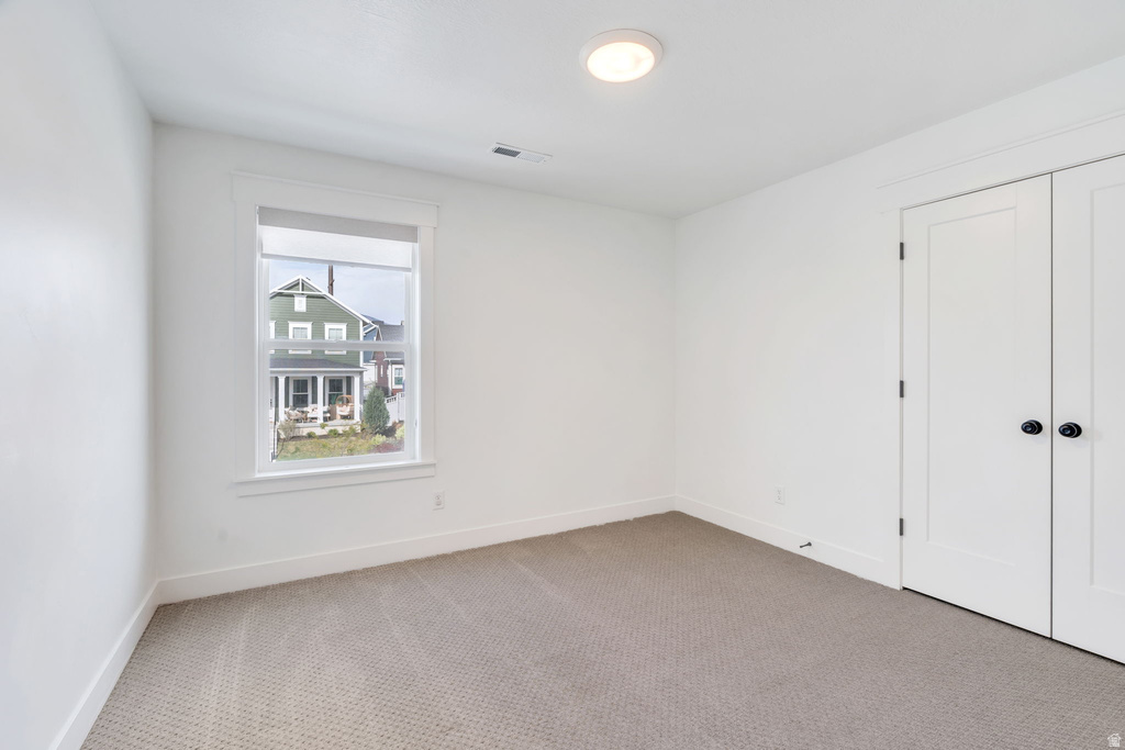 6386 W ARRANMORE DR South Jordan, UT 84009