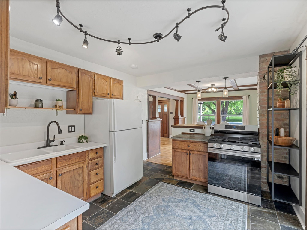 2526 S 900 E Salt Lake City, UT 84106