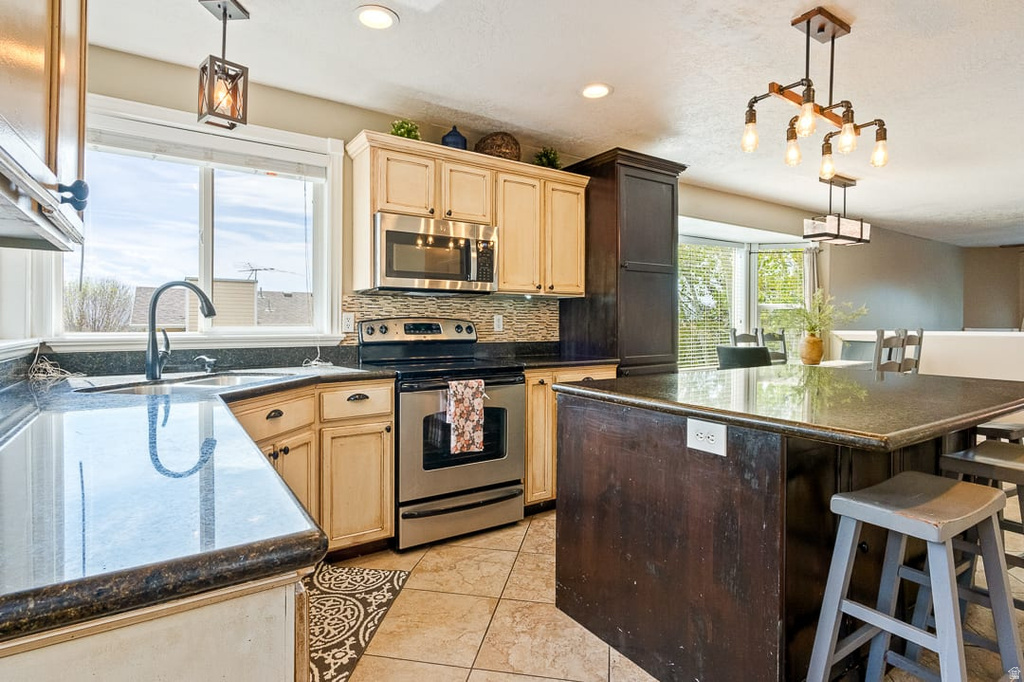 548 N 990 E Pleasant Grove, UT 84062