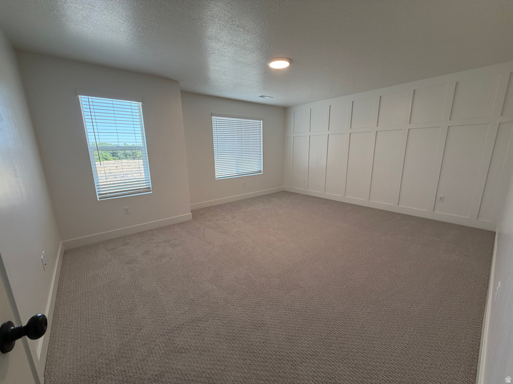 2818 W AURORA AVE photo 4