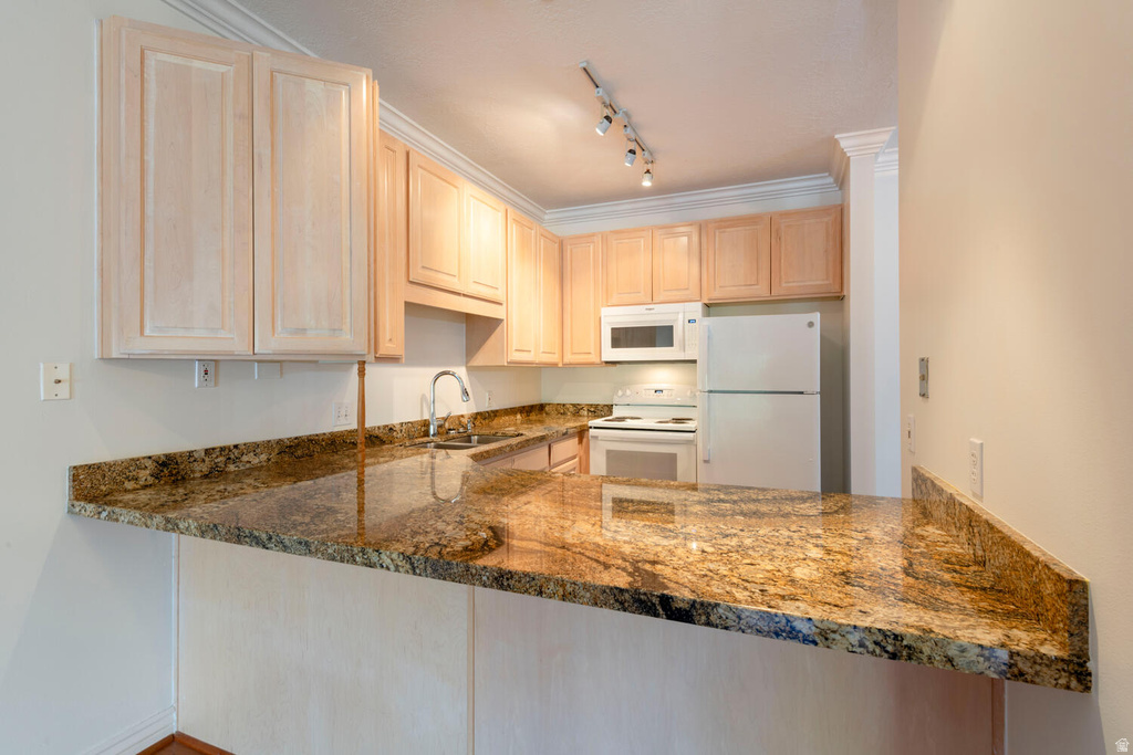 838 E SOUTH TEMPLE #208 Salt Lake City, UT 84102