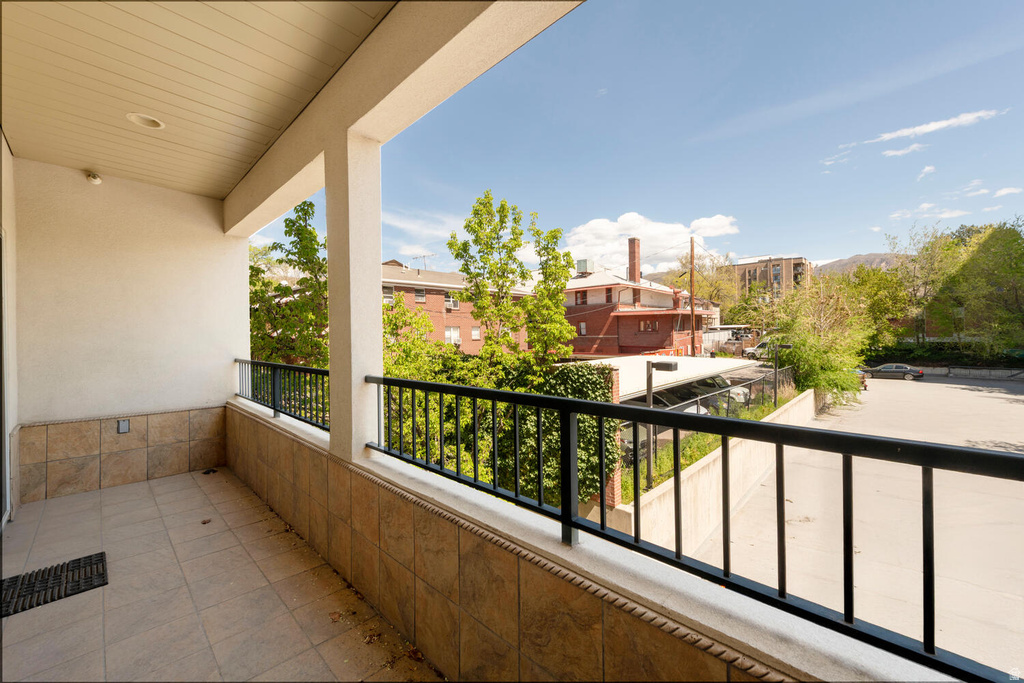 838 E SOUTH TEMPLE #208 Salt Lake City, UT 84102