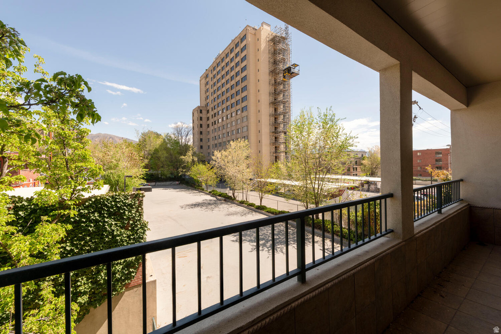 838 E SOUTH TEMPLE #208 Salt Lake City, UT 84102