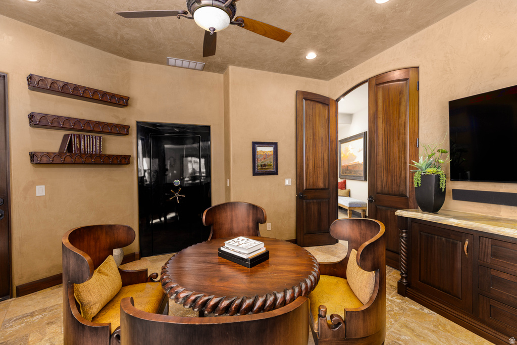 2248 N TACHEENE DR St George, UT 84770