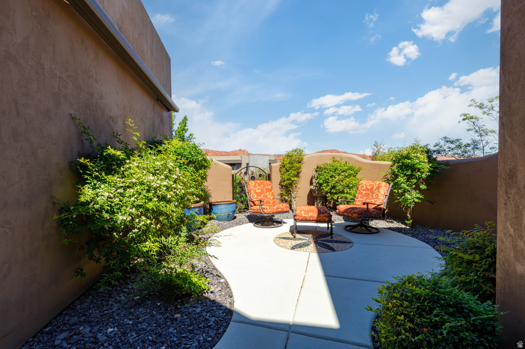 2248 N TACHEENE DR St George, UT 84770