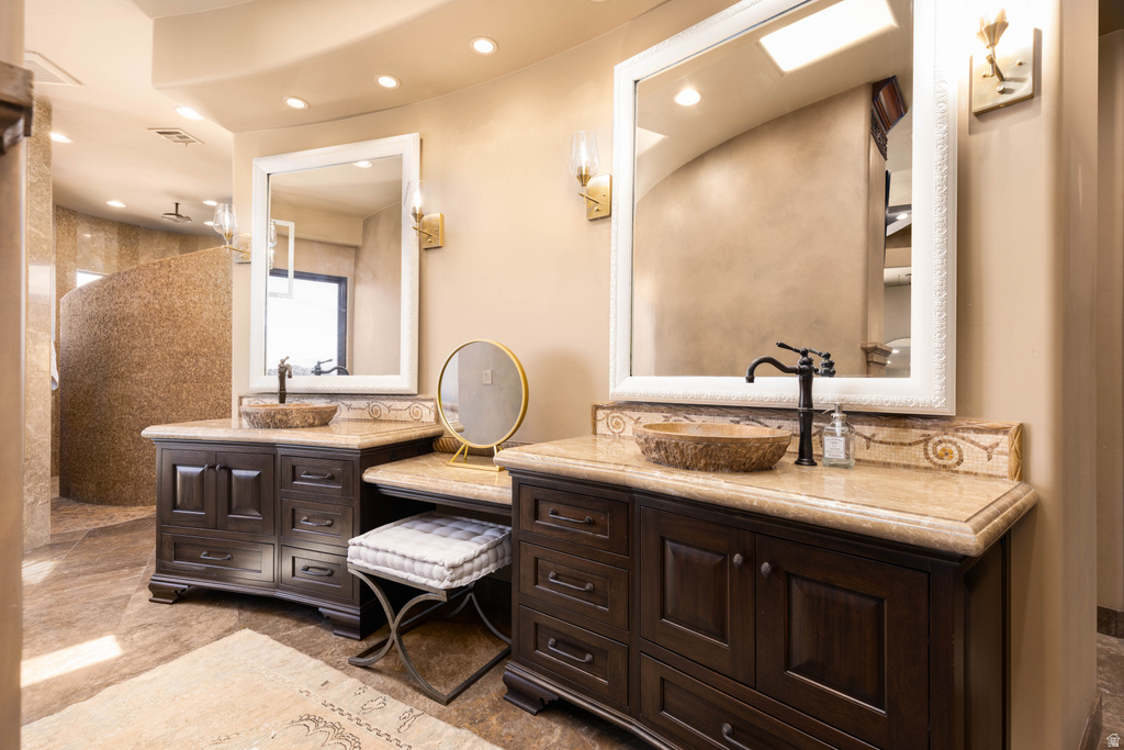 2248 N TACHEENE DR St George, UT 84770