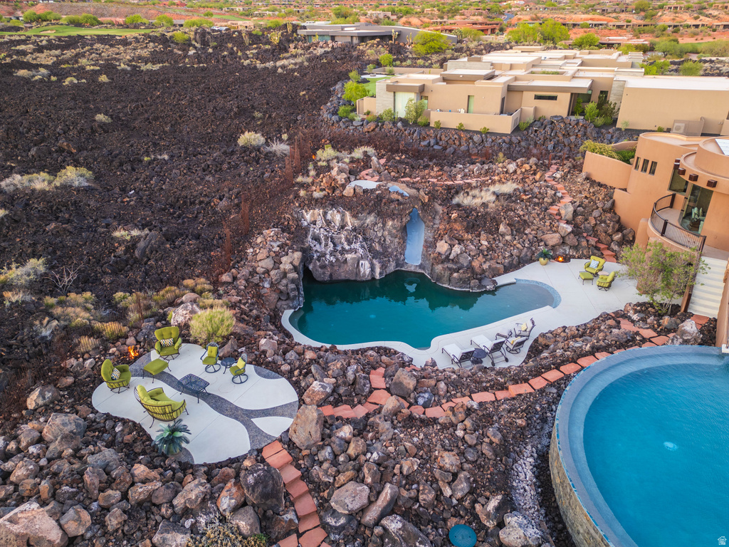 2248 N TACHEENE DR St George, UT 84770