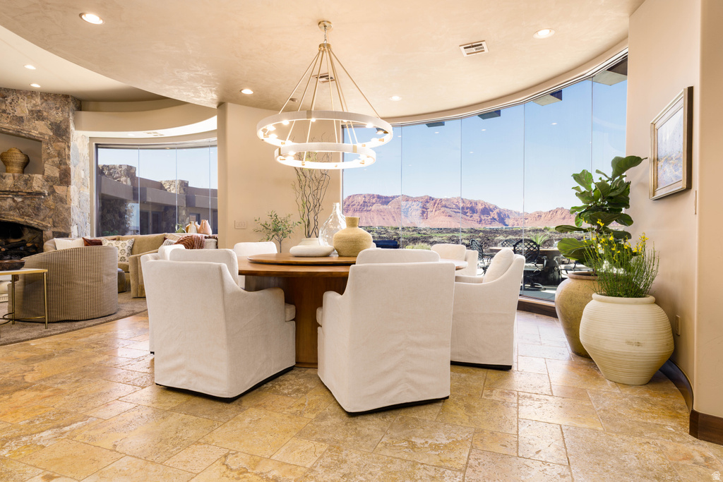 2248 N TACHEENE DR St George, UT 84770