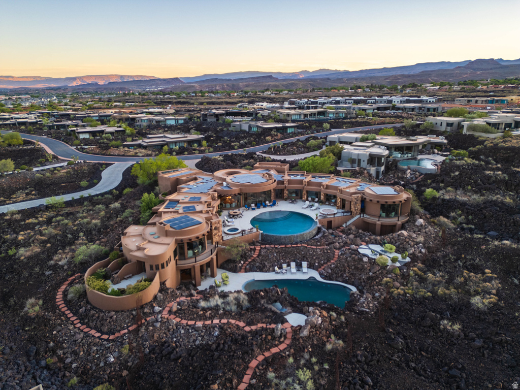 2248 N TACHEENE DR St George, UT 84770