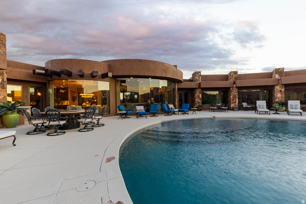 2248 N TACHEENE DR St George, UT 84770