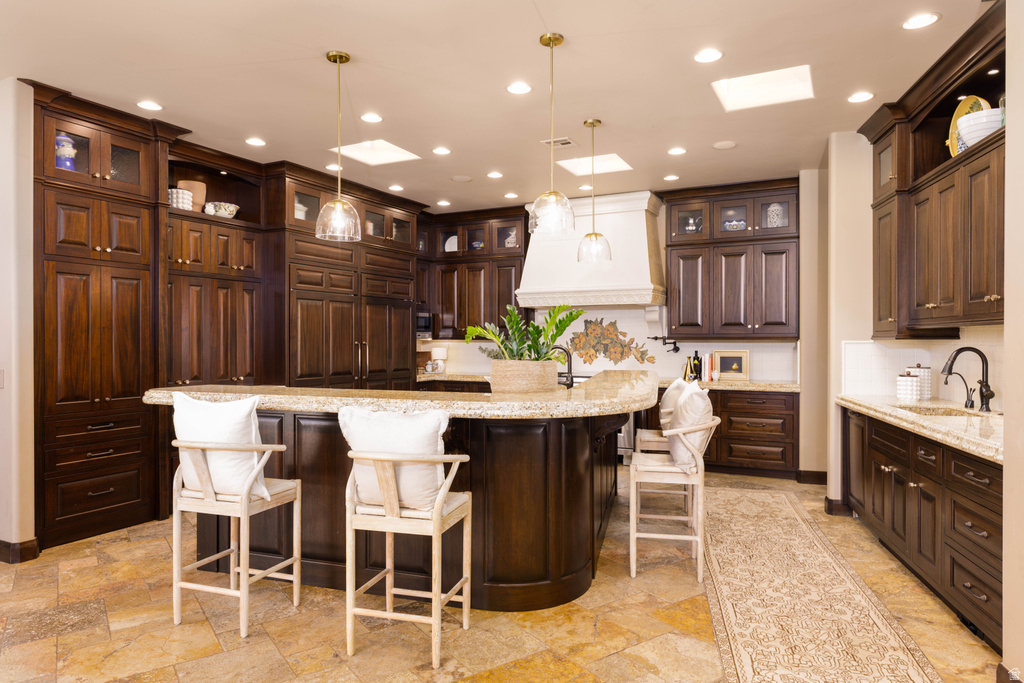 2248 N TACHEENE DR St George, UT 84770