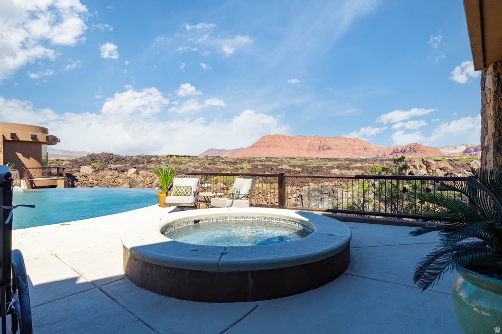 2248 N TACHEENE DR St George, UT 84770