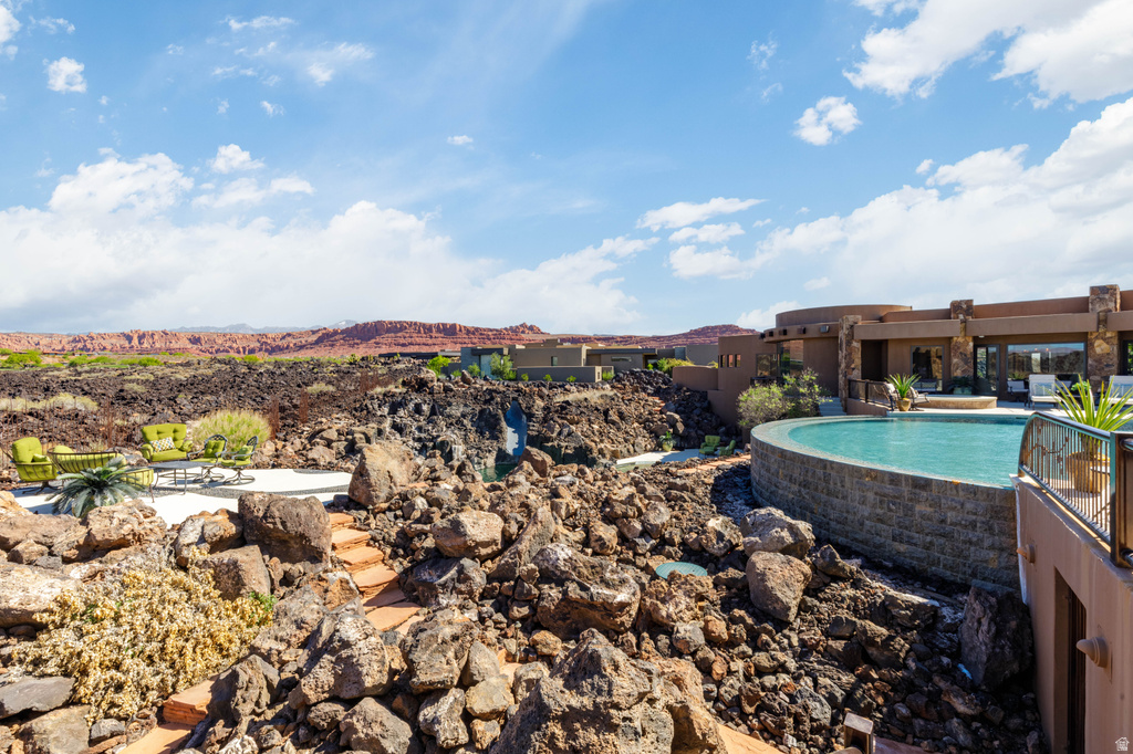 2248 N TACHEENE DR St George, UT 84770