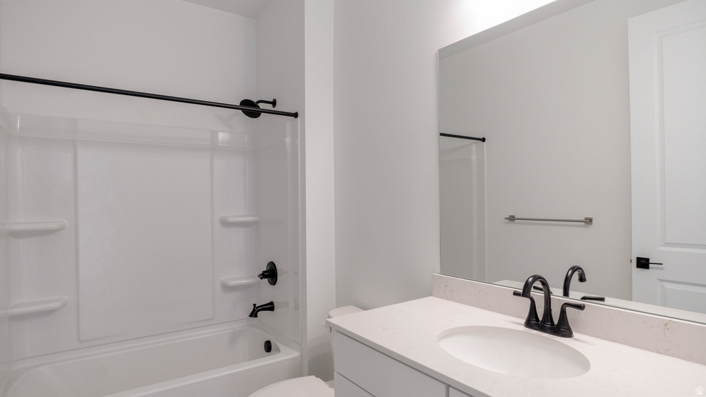 917 W BLACK TAIL ST #223 Saratoga Springs, UT 84045