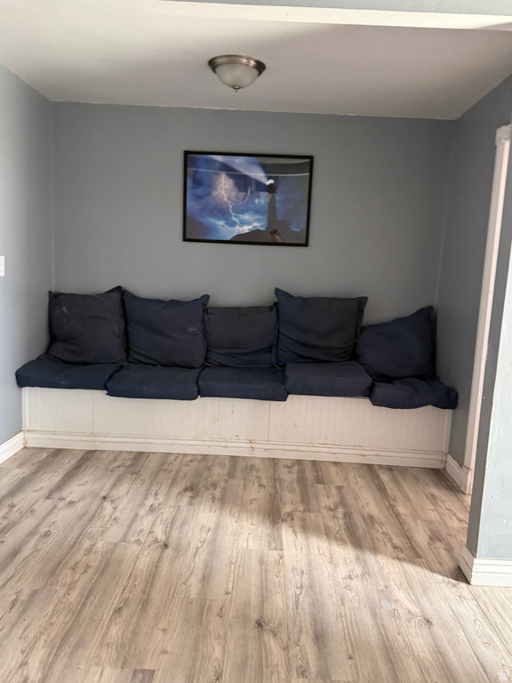 4909 W 6150 S Kanosh, UT 84637