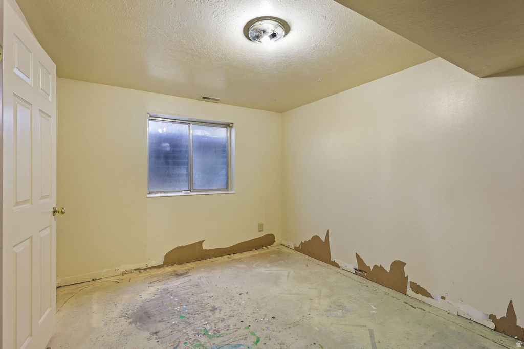 973 S VIA LA COSTA WAY Kaysville, UT 84037