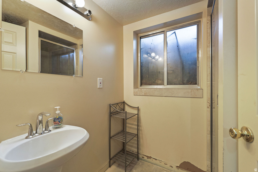 973 S VIA LA COSTA WAY Kaysville, UT 84037