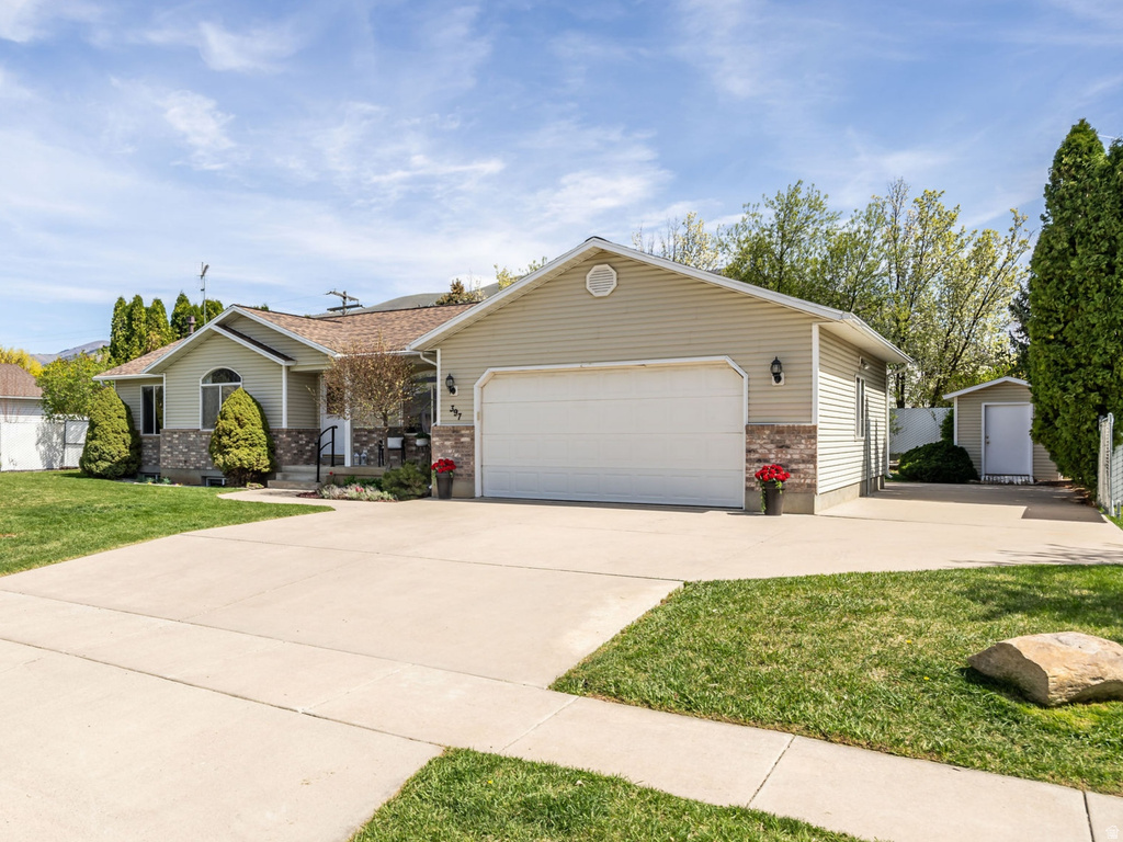 397 S 675 E Hyrum, UT 84319