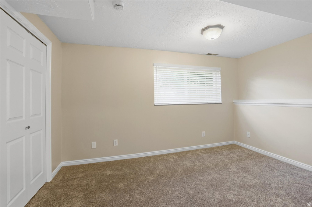 645 W 3750 N Pleasant View, UT 84414