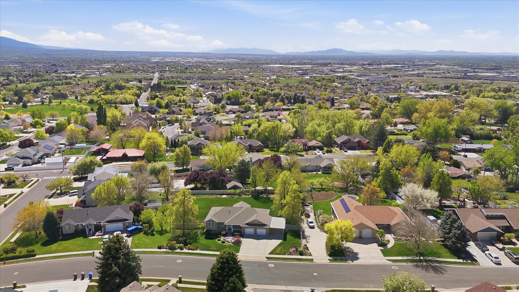 645 W 3750 N Pleasant View, UT 84414