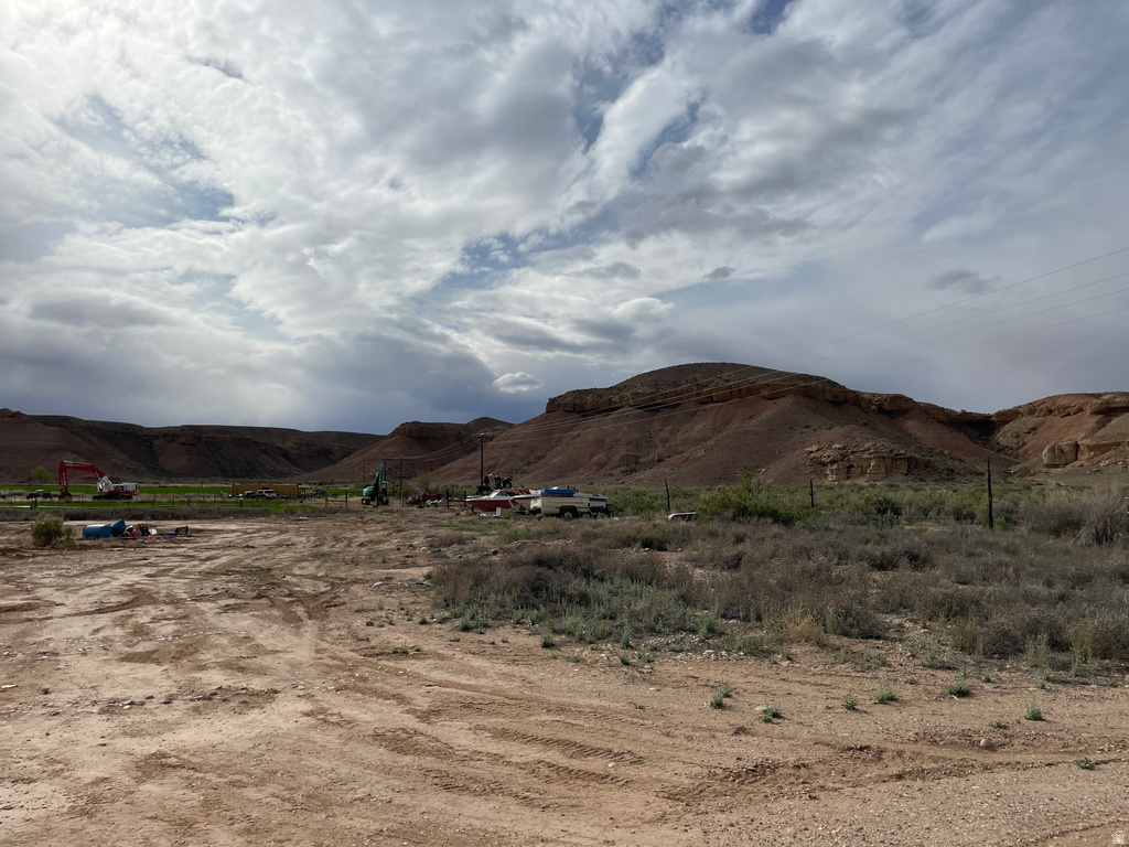 240 E HORSESHOE BEND RD Vernal, UT 84078