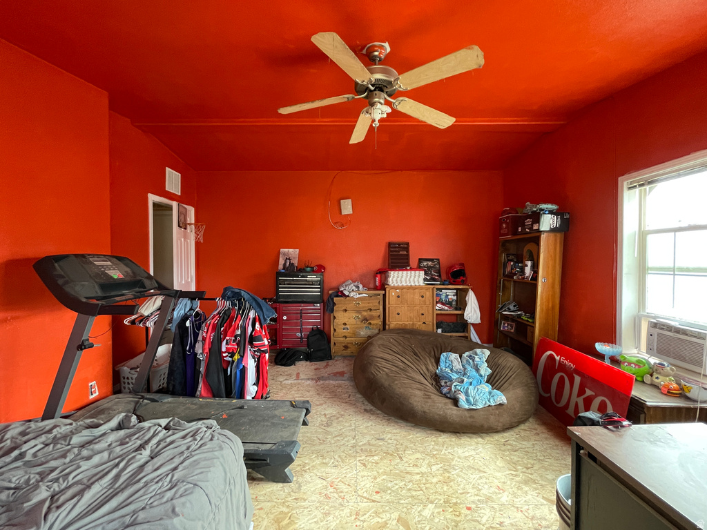 240 E HORSESHOE BEND RD Vernal, UT 84078