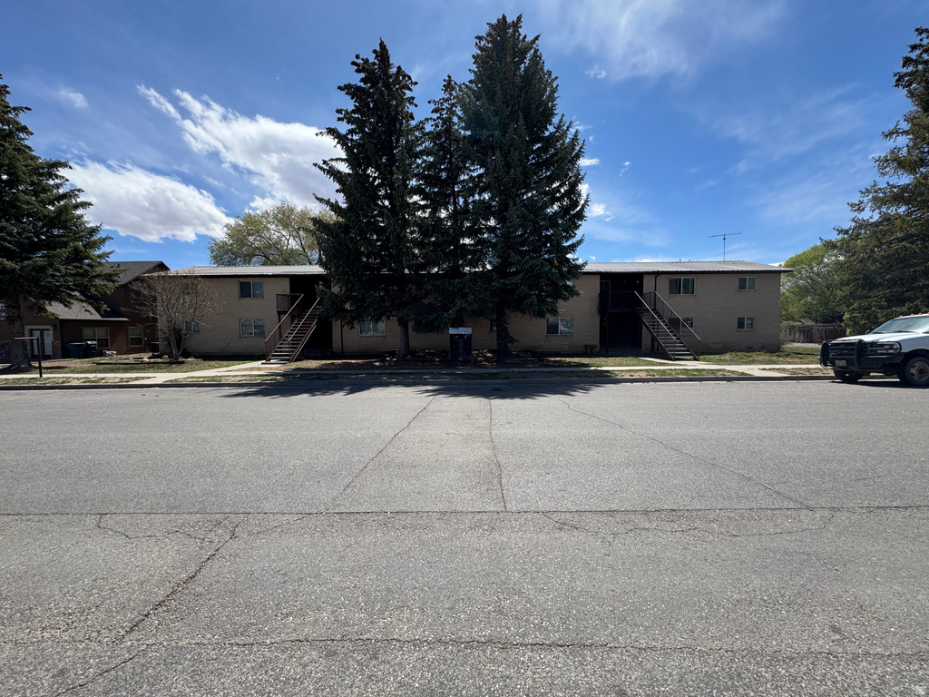 47 W 600 N Vernal, UT 84078