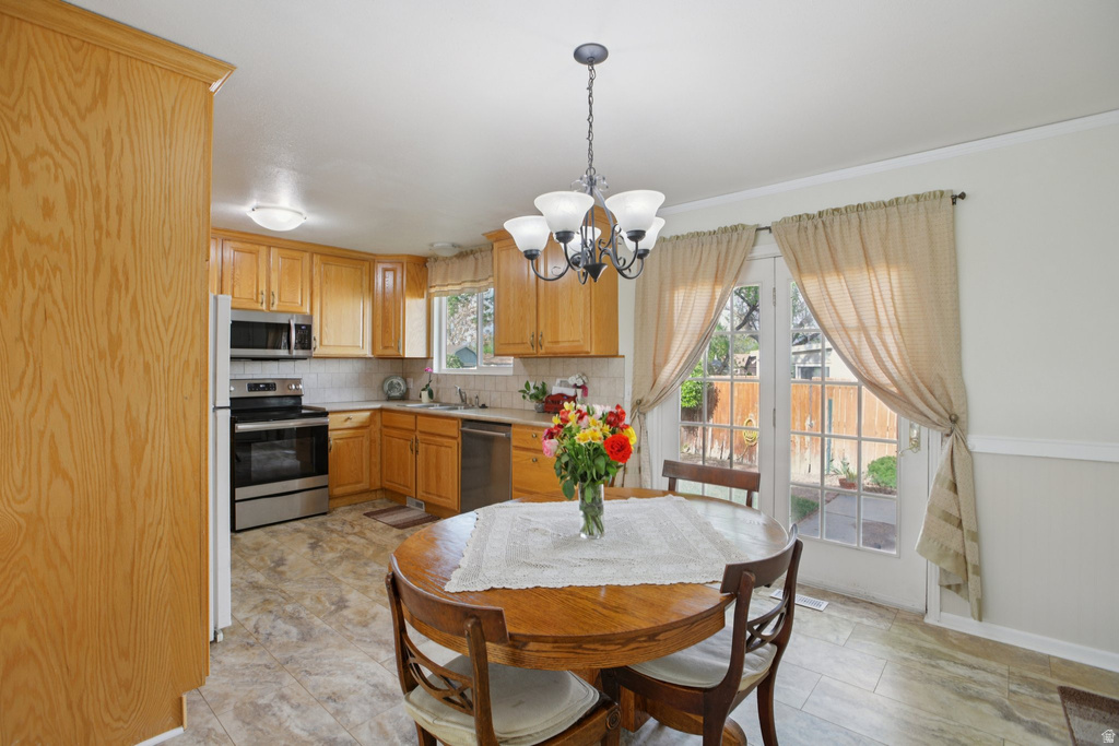 8041 S BUENO VISTA DR West Jordan, UT 84088
