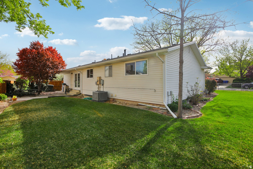 8041 S BUENO VISTA DR West Jordan, UT 84088
