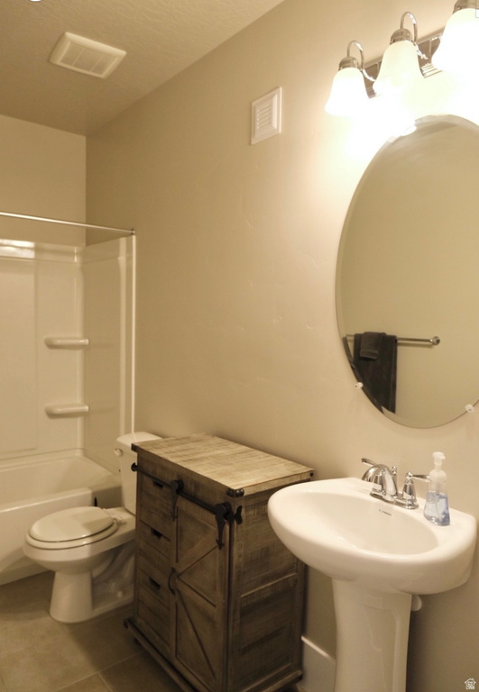 6586 W SUNRISE RIDGE CT West Valley City, UT 84128