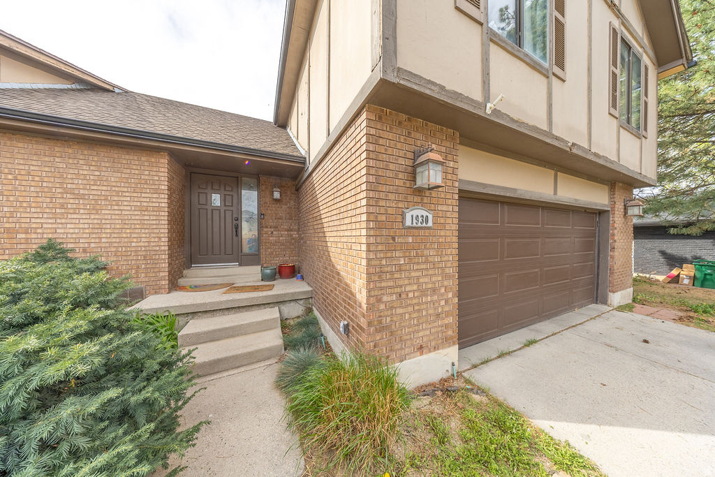 1930 E SOUTHBRIDGE WAY Sandy, UT 84093