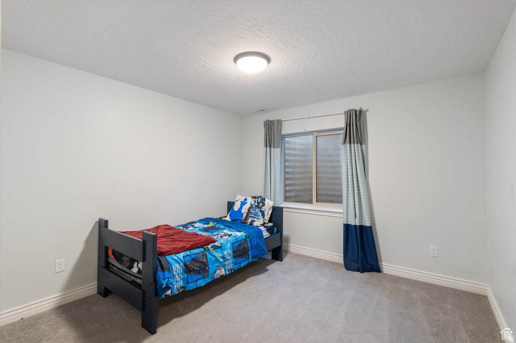 977 W WHITE WULFF DR Bluffdale, UT 84065