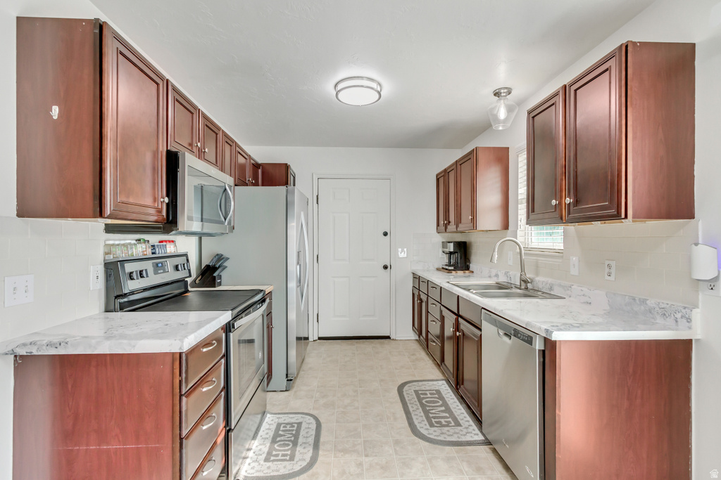 3830 S BRIDGTON CIR Magna, UT 84044