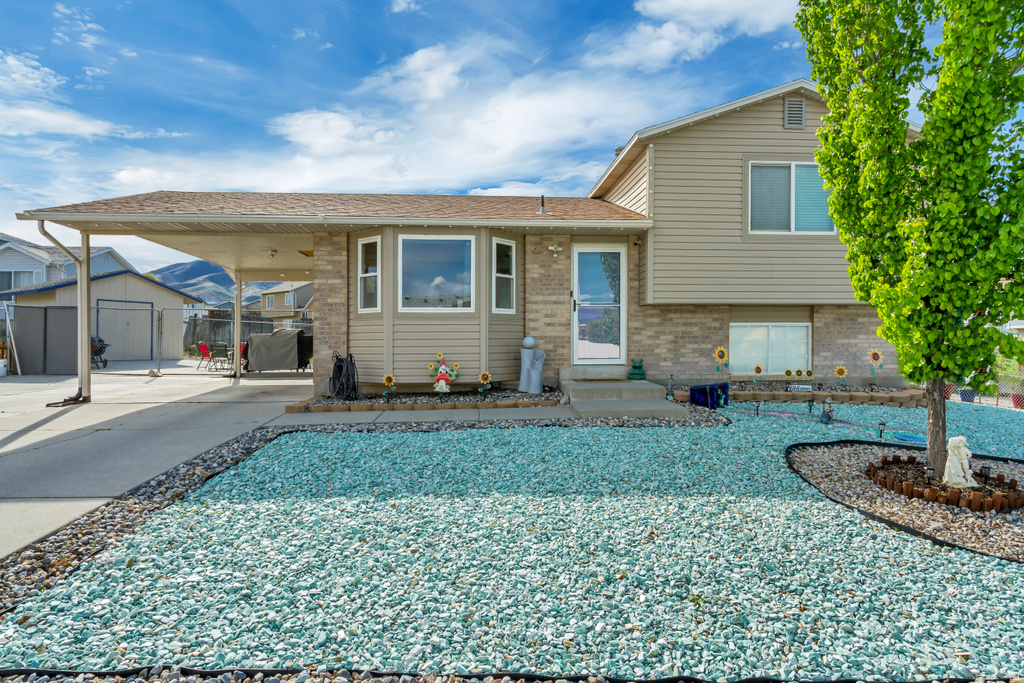 3830 S BRIDGTON CIR Magna, UT 84044