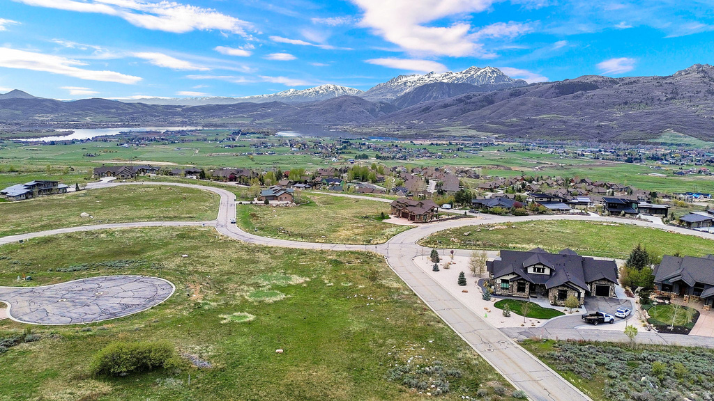 3722 N PORCUPINE DR Eden, UT 84310