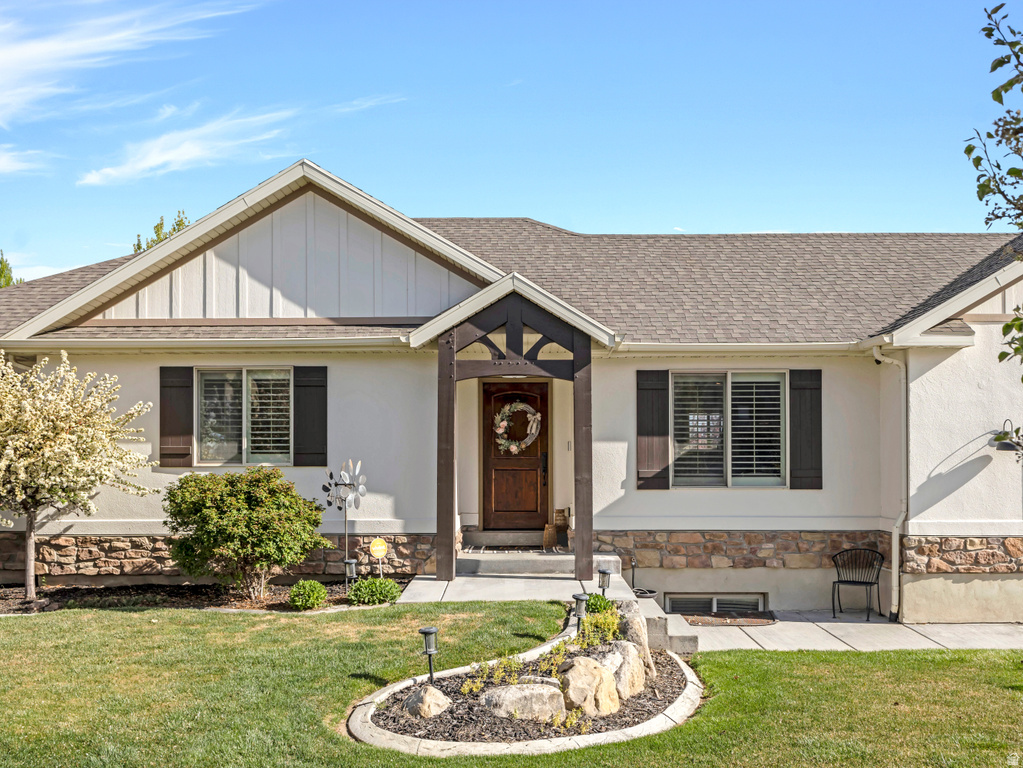 382 W ALPINE DR Saratoga Springs, UT 84045