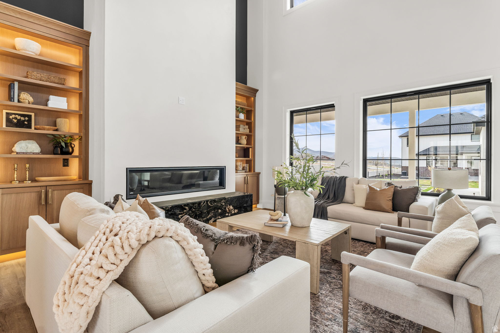 1298 S 1090 E Salem, UT 84653