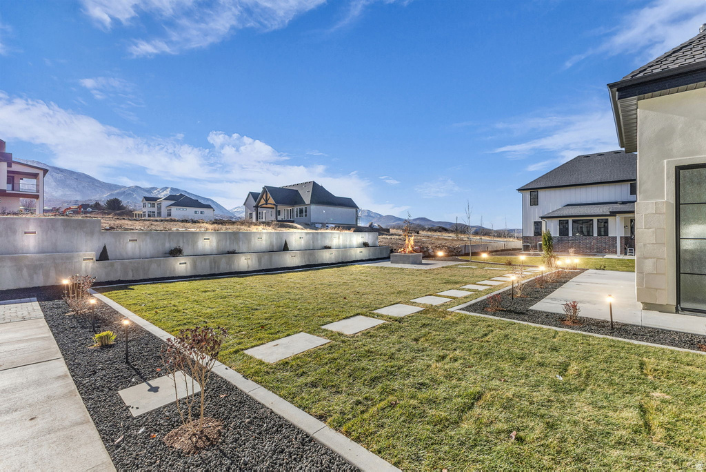 1298 S 1090 E Salem, UT 84653