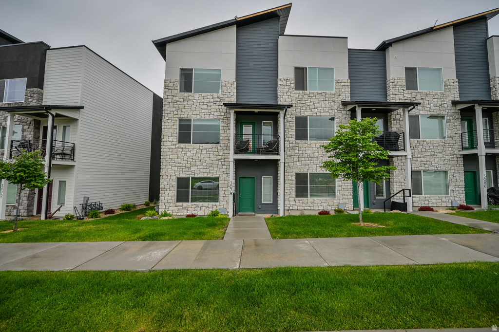 3078 N BEND LN Layton, UT 84040