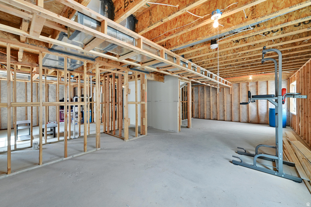 937 S 1600 W Syracuse, UT 84075